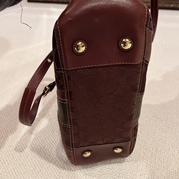 Coach Purse 14” width by 8” height. Like New - Picture 6 of 6